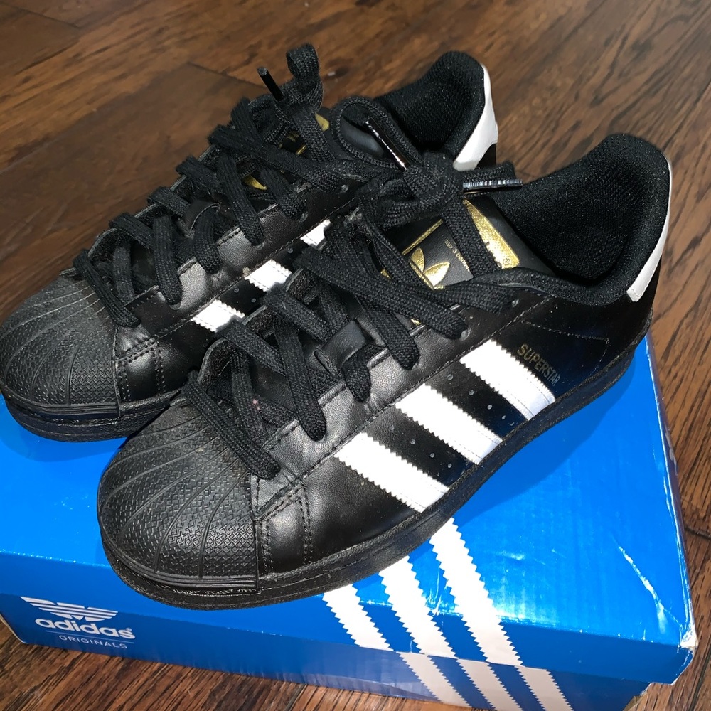 Black Adidas Superstars
